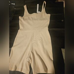 Susana Monaco Ribbed Romper – Size L (NWT)